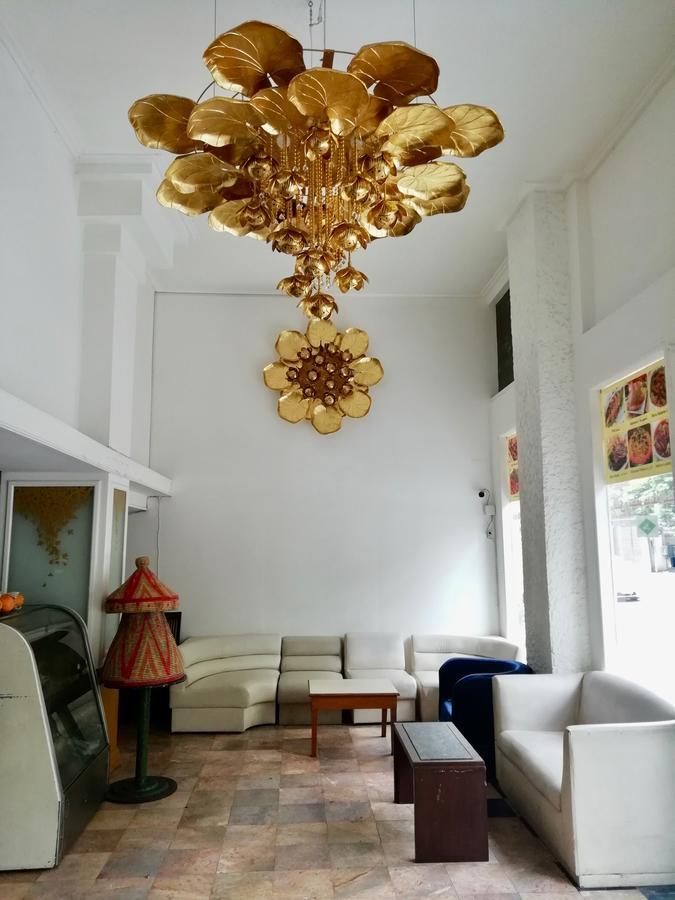 Royal Garden Home Hotel Бангкок Экстерьер фото